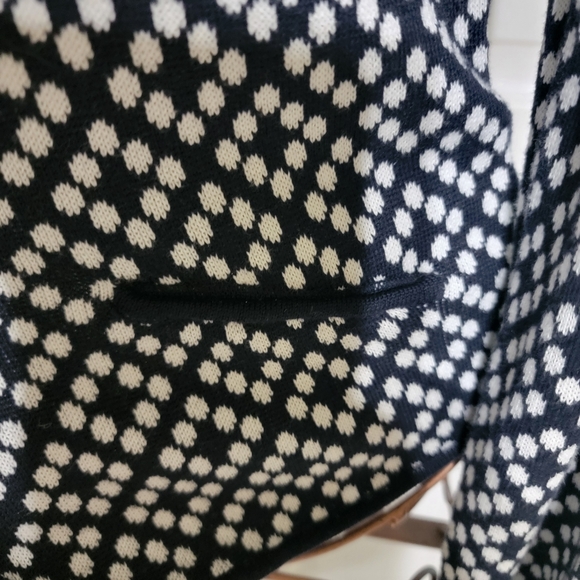 Talbots Petites Black and White Knit  Sweater Women's Size P - Picture 8 of 9